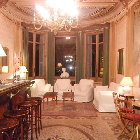 Hotel Aiglon マントン エクステリア 写真